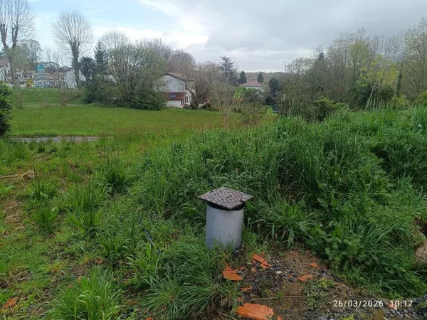 Terrain de 853m2 près dû centre d Urrugne
