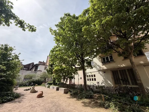 Grand et beau T1 de 39.64 m² - Place mathias mérian