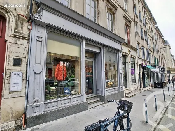 Commerce 75 m²