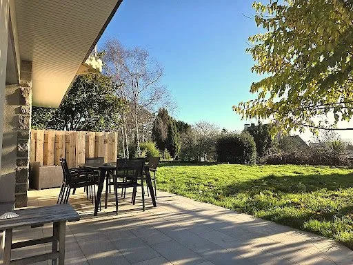 Maison 11 pièces 147 m²