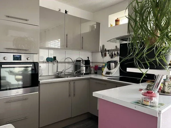 Immeuble 168 m²
