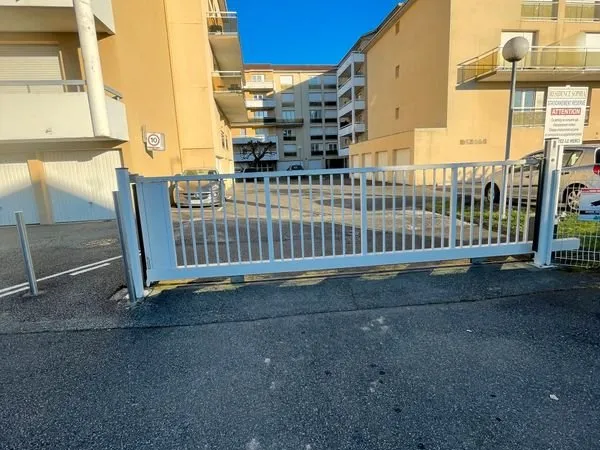 Parking résidence sécurisée