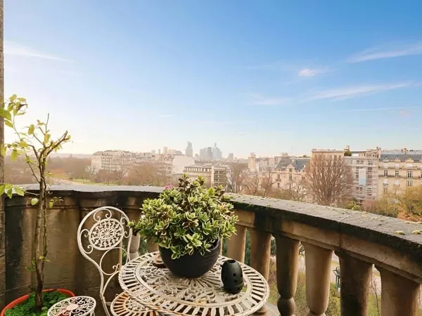 Appartement 3 pièces 225 m²