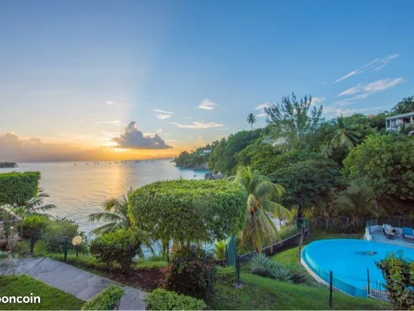 Location T3 Face Mer et Piscine avec citerne