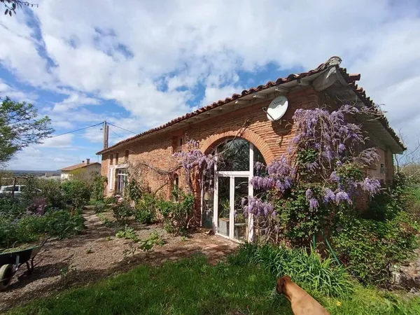 Maison 6 pièces 320 m²