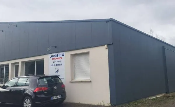 Local d'activité 320 m²