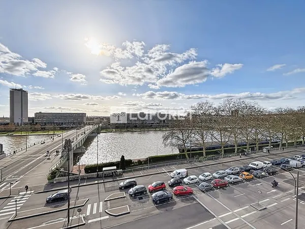 Rouen quai de Seine 3 pièces 74.9 m²