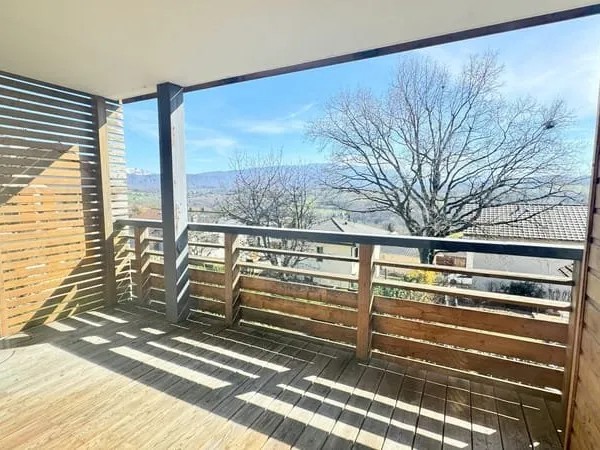 ANNECY 15 MN - A 2mn de Poisy - LOVAGNY - Appartement 3 pièc