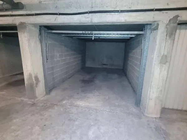 Parking 18 m²