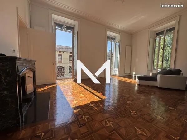 Appartement 5 pièces 153 m²