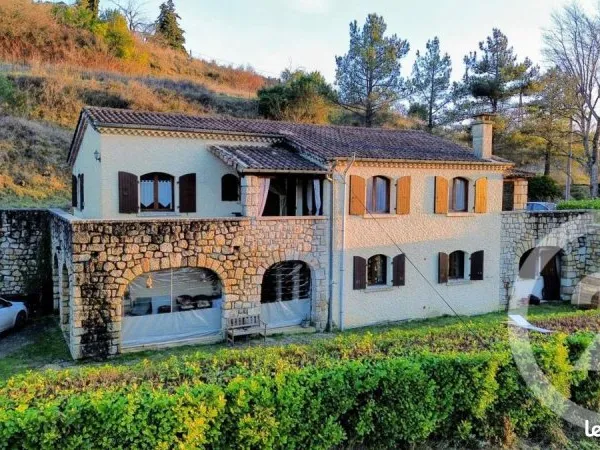 Maison 9 pièces 183 m²