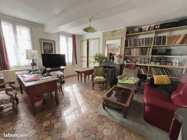 Maison 7 pièces 37 m²