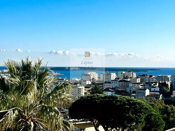 CANNES - DERNIER ETAGE - VUE MER PANORAMIQUE