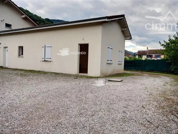 LOCATION GRESIVAUDAN FROGES : LOCAL COMMERCIAL