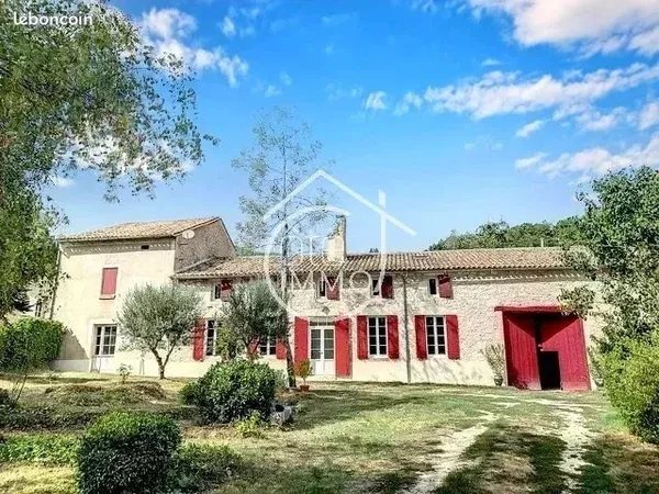 Maison 6 pièces 174 m²