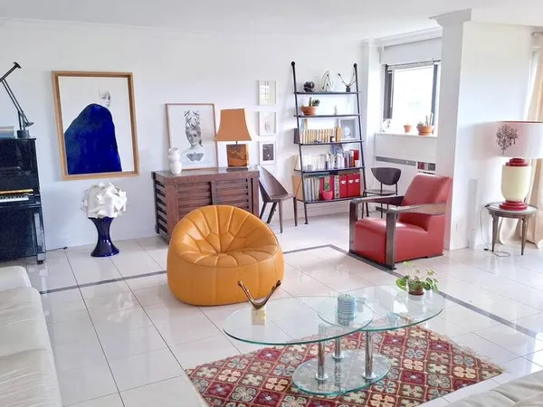 Appartement 4 pièces 77 m²