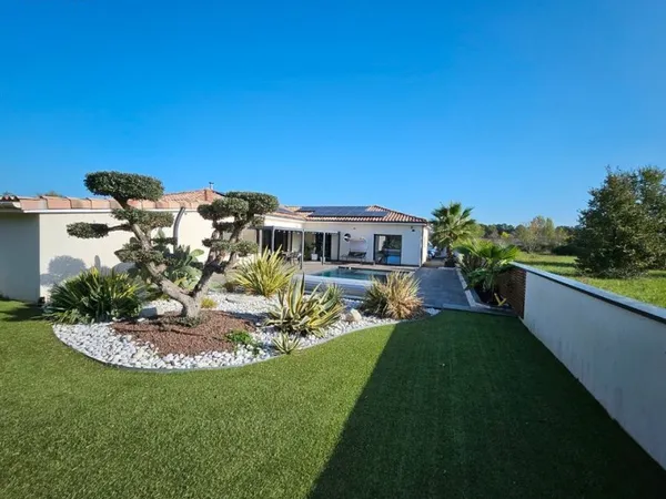 Splendide Villa contemporaine 170m² avec piscine