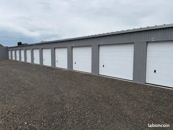 Garage à louer