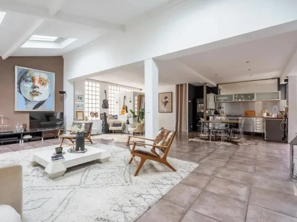 Maison 6 pièces 182 m²