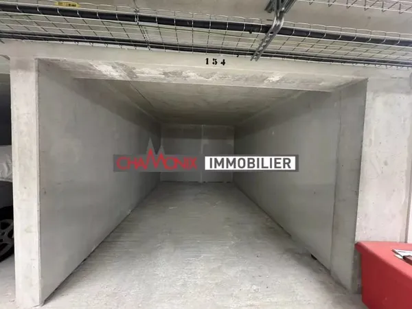 Garage A Vendre Aux Houches