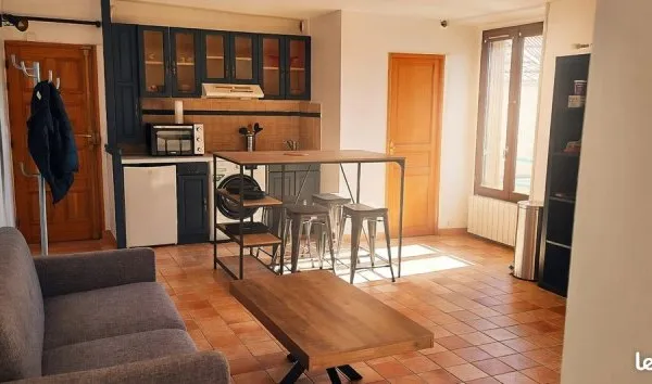 [F2/F3] Meublé lumineux avec bureau et cave - Hyper centre - 30 min de Paris