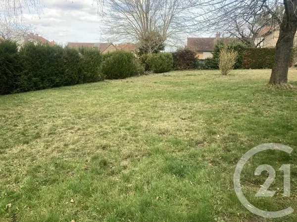 Terrain 667 m²