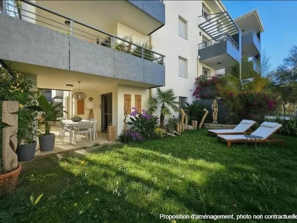 EXCLUSIVITE, En RDC de la résidence "Le Parc Gabriel" BEL APPARTEMENT T3 DE 67 M² avec jardin, place