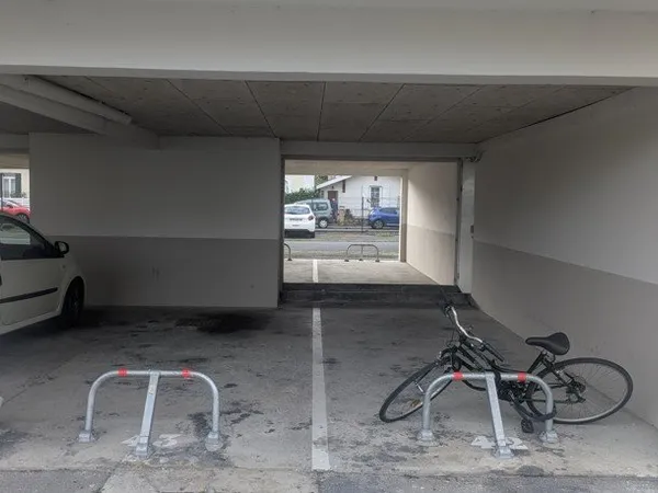 Parking 25 m²