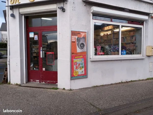 Murs commerciaux de 85 m2