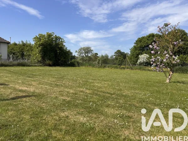 Terrain 359 m²
