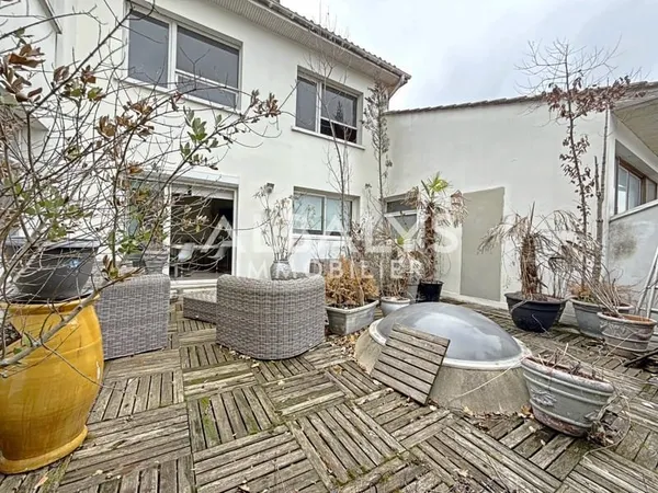 Libourne Centre - Appartement de type 5 avec terrasse privat
