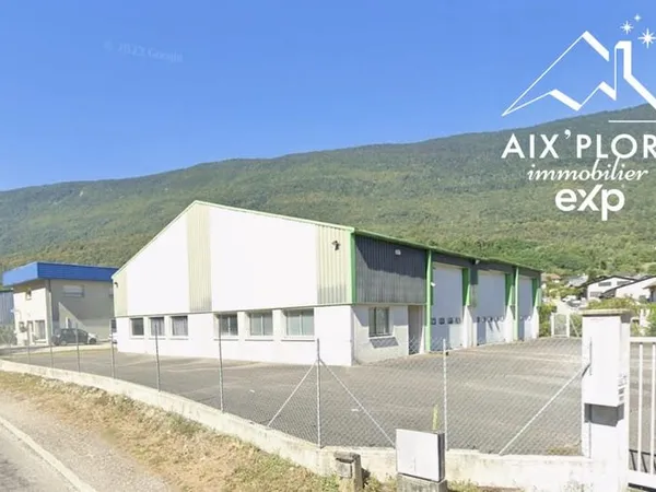 OPPORTUNITÉ RARE D'ACQUÉRIR UN LOCAL D'ACTIVITÉS