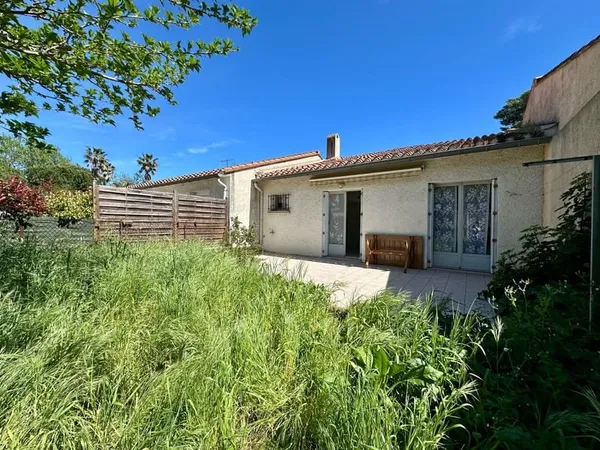 MAISON DE TYPE 3 - PLAIN-PIED - GARAGE - SAINT-CYPRIEN PLAGE