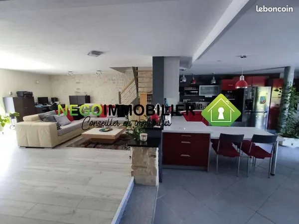 Maison 5 pièces 142 m²