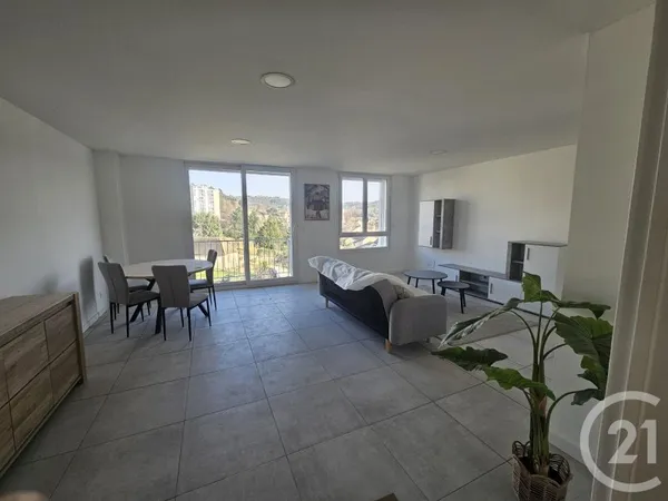 Appartement 3 pièces 77 m²