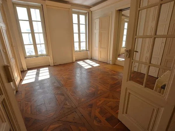 LYON 2 CHARITE - Appartement 4 pièces - 124.50 m2