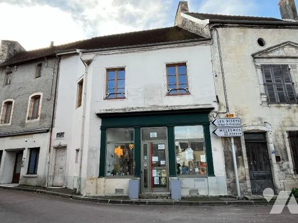 Immeuble 178 m²