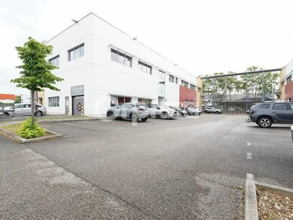 Bureaux 317 m²