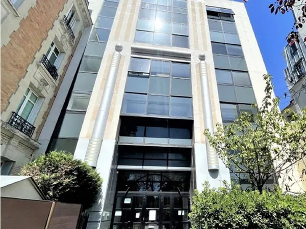 Bureaux 3859 m²