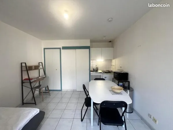 Appartement 1 pièce 18 m²