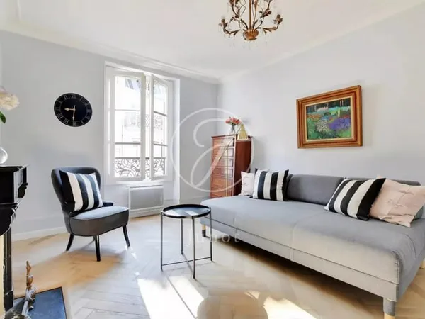Paris 7e - CLER / BOSQUET - Appartement à vendre - 3 pièces - 51,53m² Carrez - 2 chambres - Plan en 