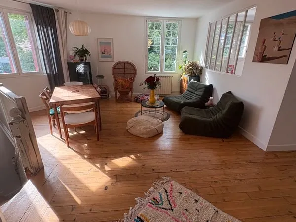 Appartement T4 "comme une petite maison" quartier ST MARTIN BIARRITZ