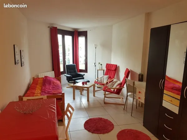 Studio de 30 m² avec accès direct à un parc privé - Annemasse