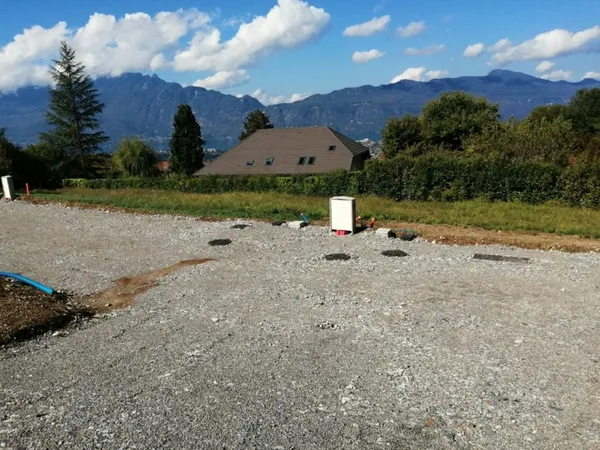 Terrain 900 m²
