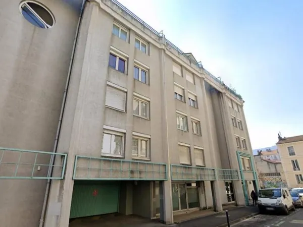 Parking 11 m²