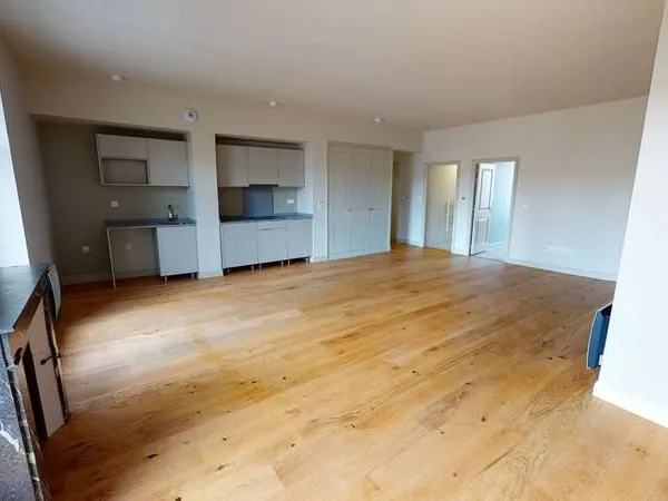 Triplex 4 pièces 103 m²