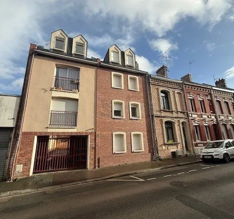 QUARTIER SAINTE ANNE AGREABLE STUDIO