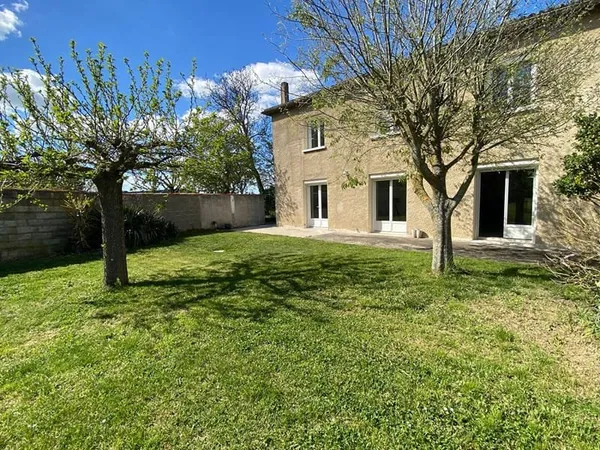 Maison 7 pièces 180 m²