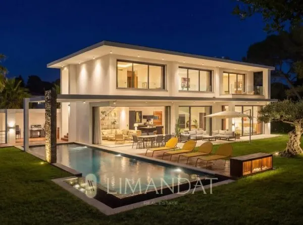 Maison 8 pièces 295 m²