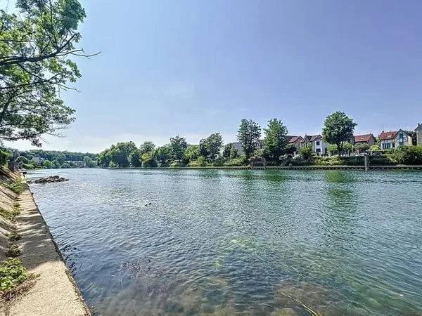 Terrain 494 m²
